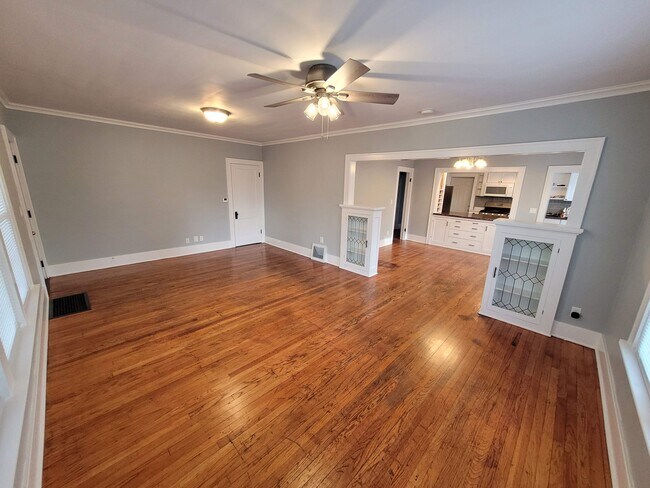 Foto del edificio - 1319 Prairie Ave