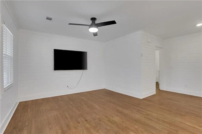 Foto del edificio - 1770 Crestridge Dr SE