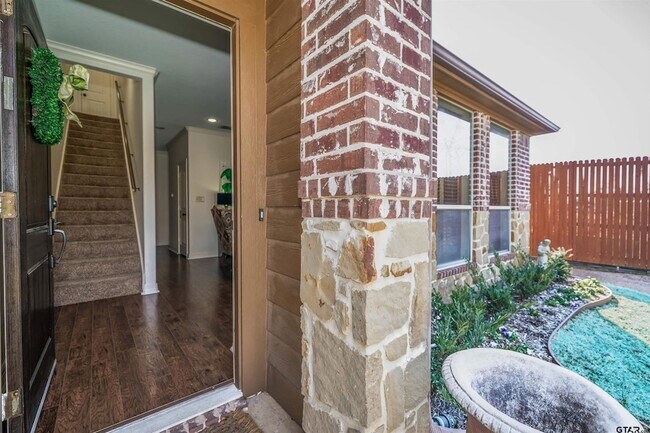 Building Photo - 5128 Koberlin Street