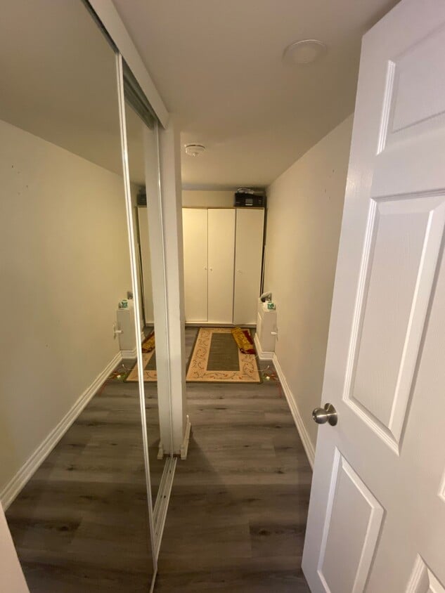 Building Photo - 56 Gilroy Dr