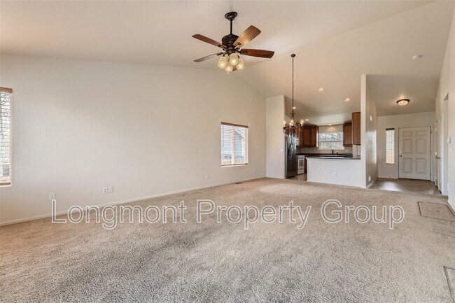 Foto del edificio - 5735 Prairie Cir