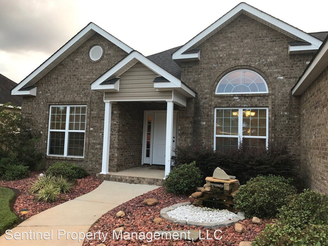 Foto principal - 3 br, 2 bath House - 114 Berkley Circle
