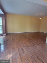 Building Photo - 43052 Candlewick Square