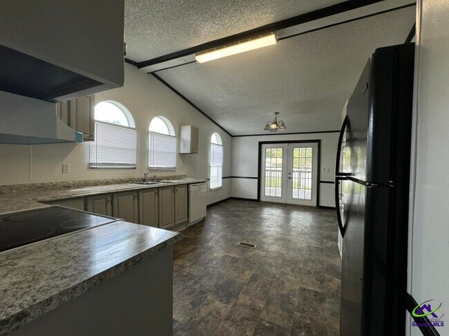 Building Photo - 212 Bradford Dr
