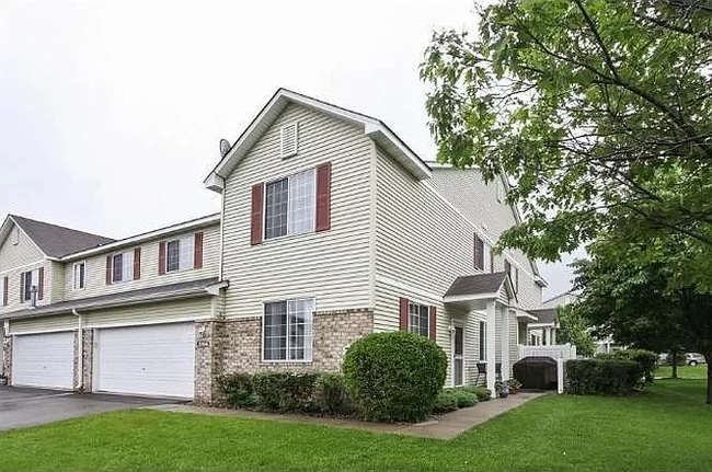 Building Photo - 1866 Pintail Ave