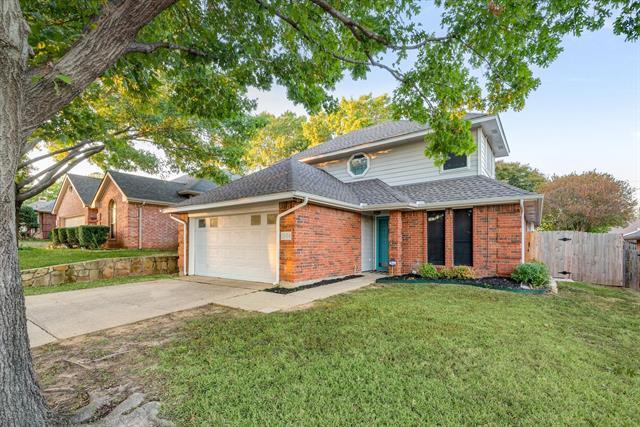 Building Photo - 1504 Ashwood Ln