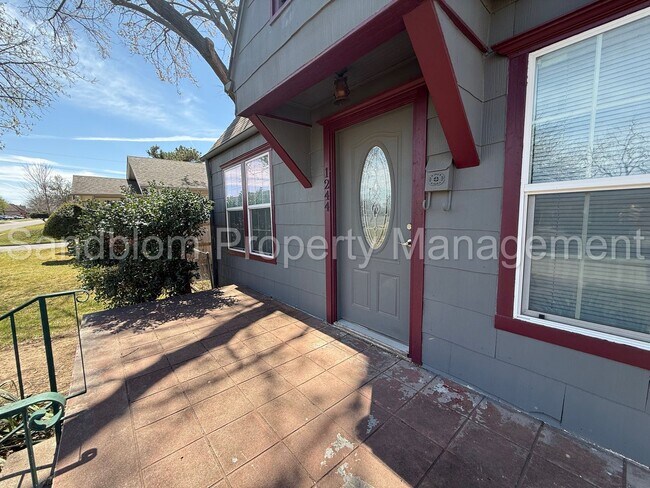 Foto del edificio - For Lease | Midtown Tulsa | Available Now!