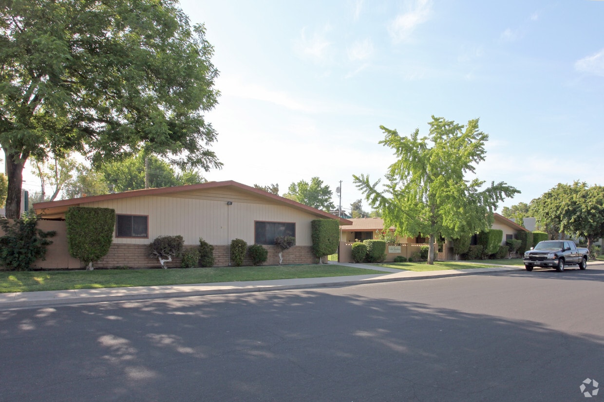 950 N Villa Ave, Dinuba, CA 93618 950 N Villa Ave Dinuba, CA