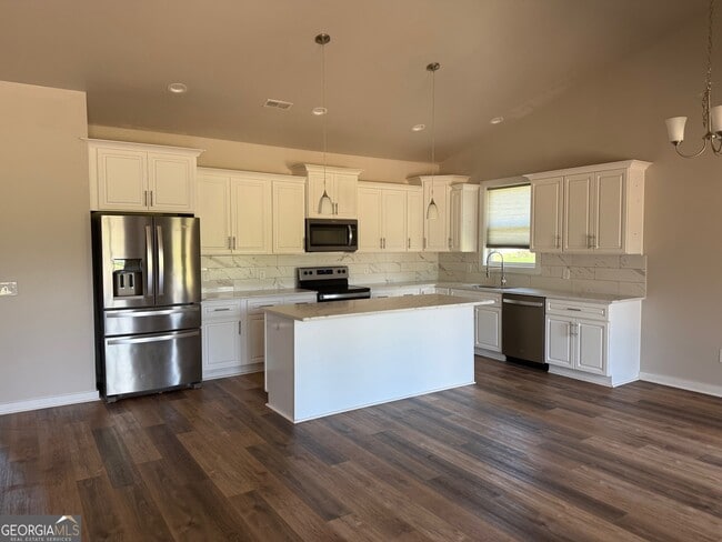 Building Photo - 348 North Point Cir