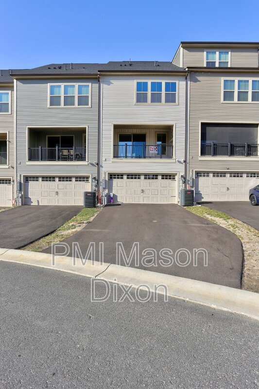 Building Photo - 3516 Lucca Ln