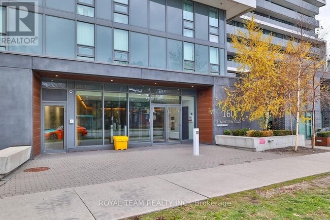 Building Photo - 160 Flemington Rd