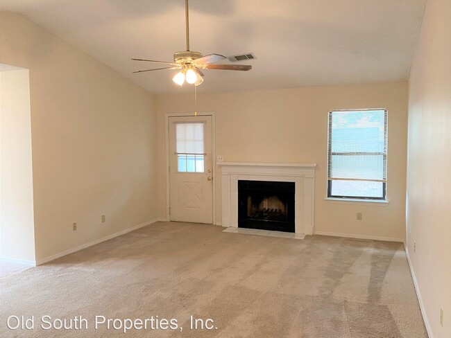 Foto del edificio - 3 br, 2 bath House - 7447 Northpointe Blvd