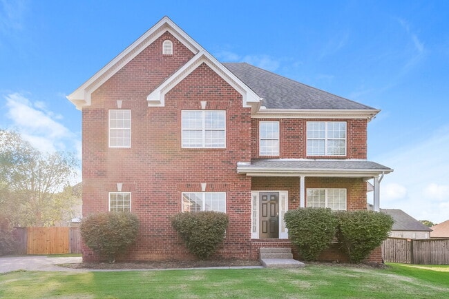 Building Photo - 105 Latham Ct