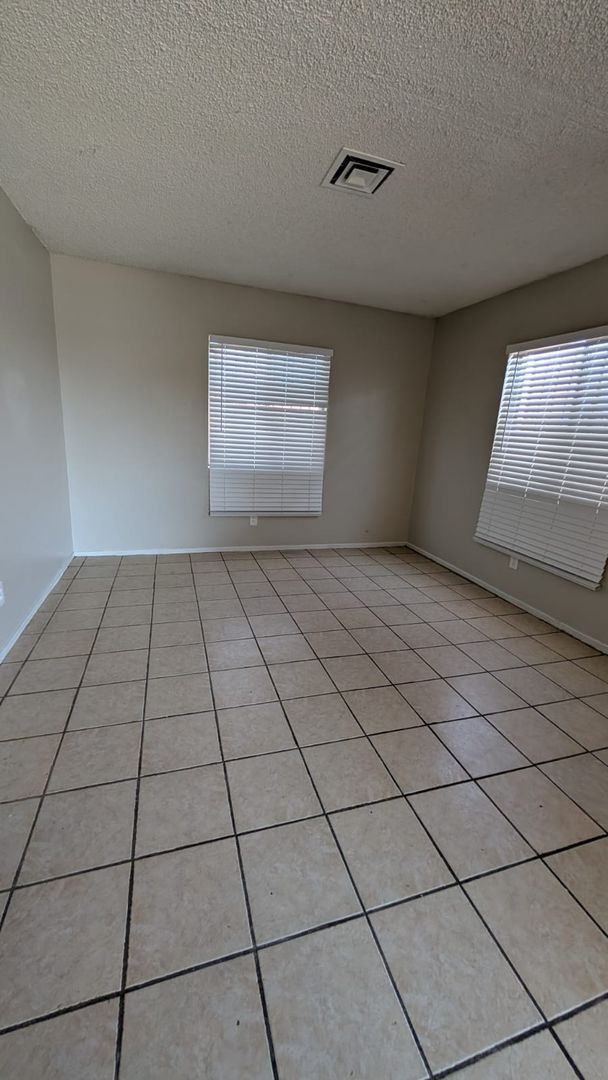 Building Photo - magn2524(NLV-W)  (PRB)