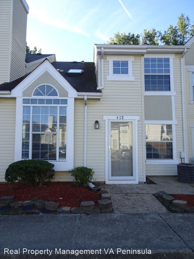 421 Lees Mill Dr, Newport News, VA 23608 House Rental in Newport News