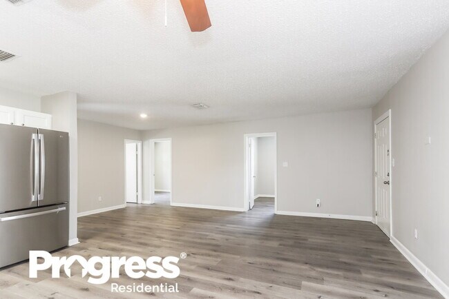 Foto del edificio - 6424 80th Ave