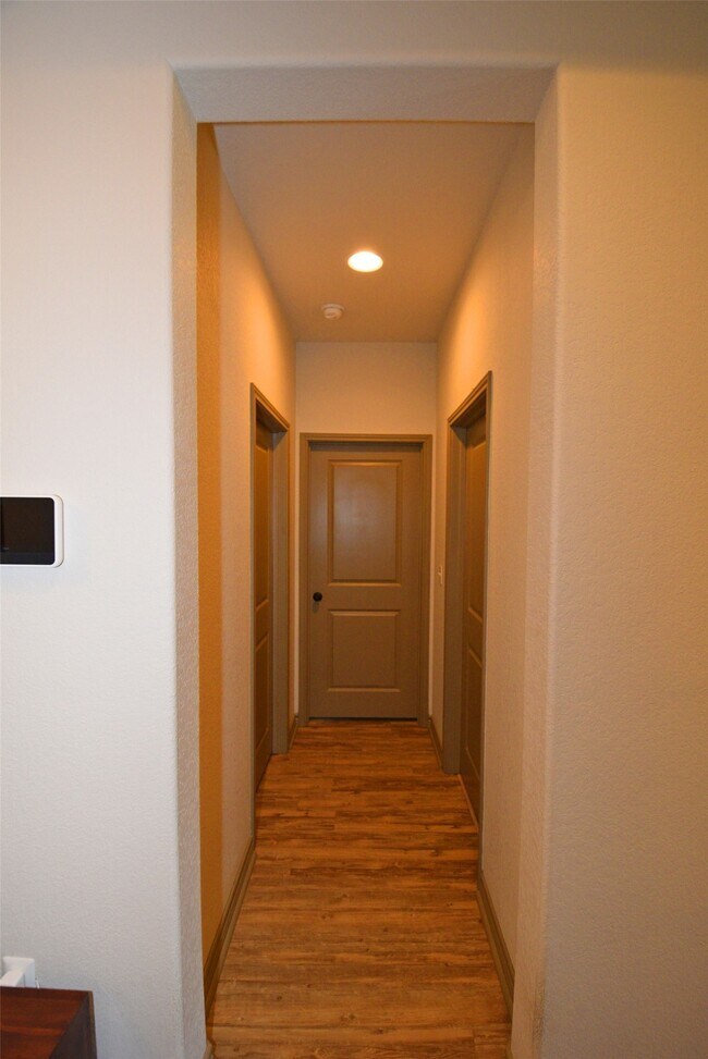 Building Photo - 8158 Luz de Luna St