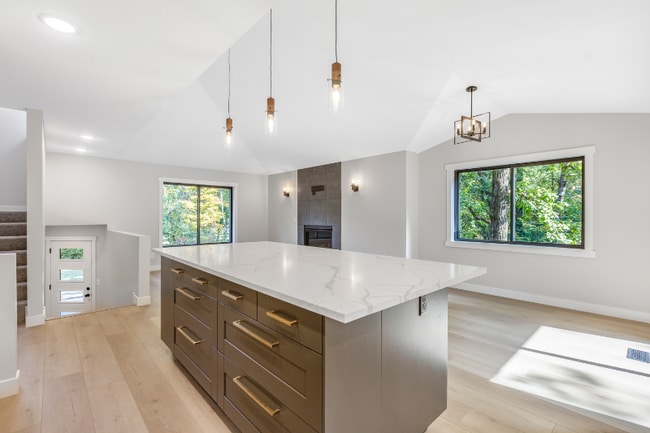 Building Photo - 16479 221st Ave NW