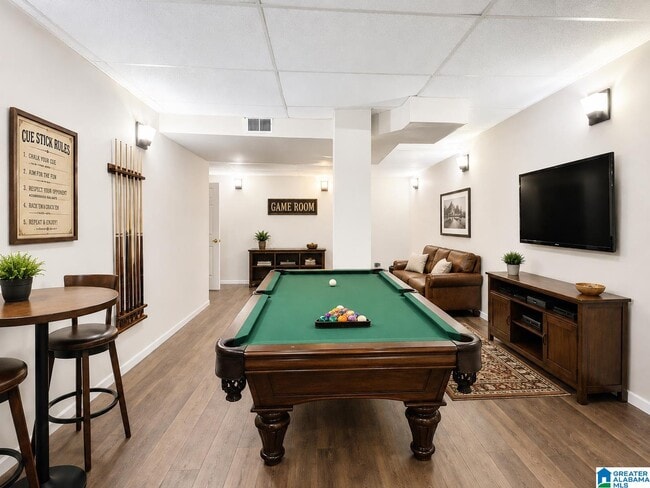 Building Photo - 6122 Summer Side Dr