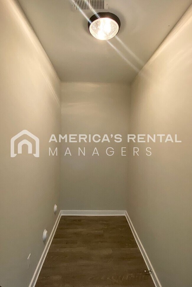 Building Photo - DEPOSIT PENDING! Home for Rent in Calera, ...