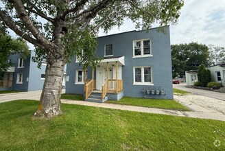 Building Photo - 1609 Dewey St