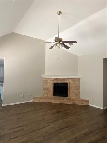 Building Photo - 825 Springfield Dr