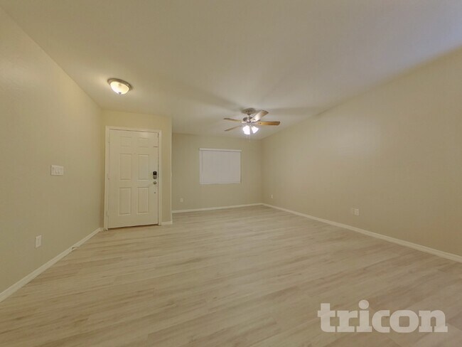 Building Photo - 1368 S 228th Dr