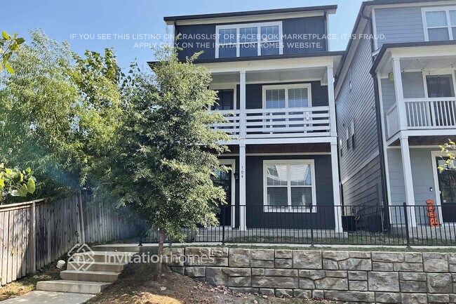 Building Photo - 647 Vernon Ave