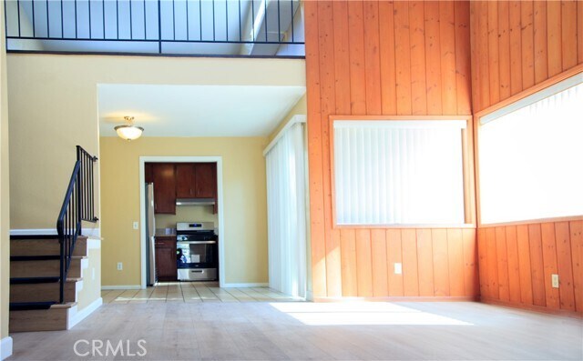 Foto del edificio - 1646 Carmel Cir E