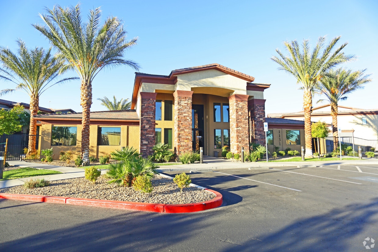 Primary Photo - The Edge