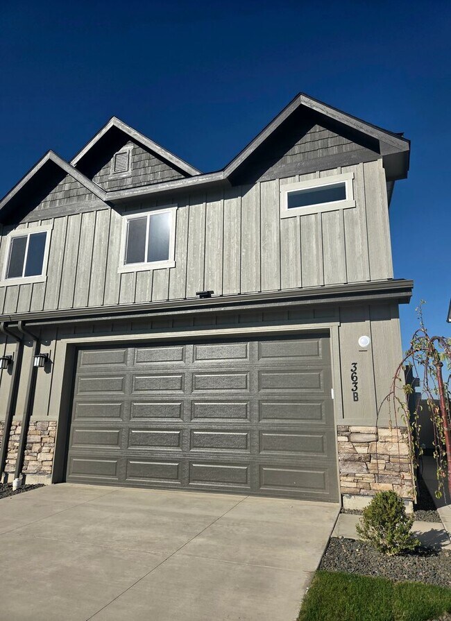 Foto del edificio - 363 Eden Rose St