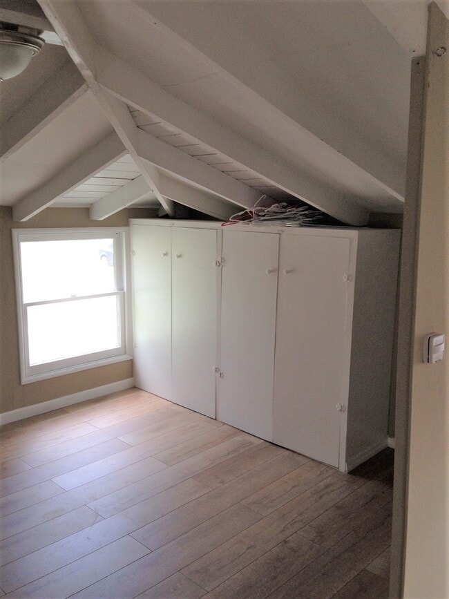 Bedroom - 418 California St