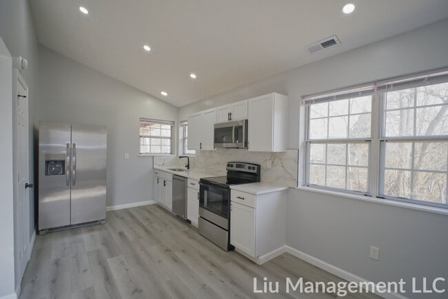 Building Photo - 6069 Buell Ln