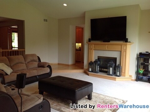 Foto del edificio - 8845 River Heights Way