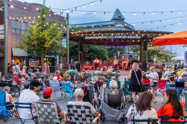 Thursday Night Live takes place on an outdoor stage.