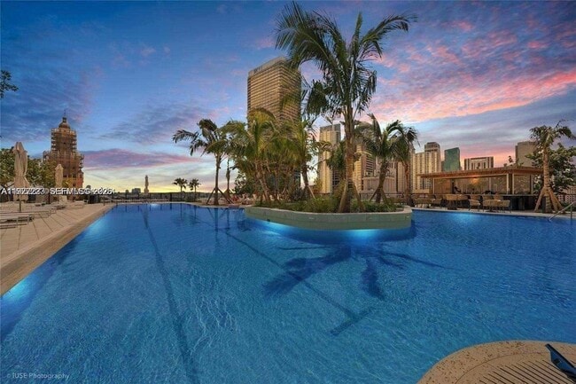 Foto del edificio - 159 NE 6th St