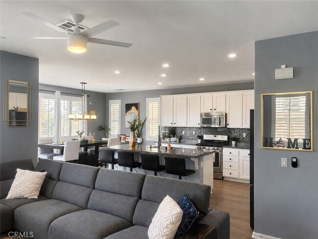 Foto del edificio - 33777 Cansler Way