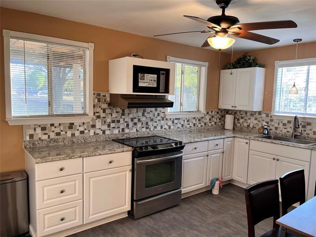 Foto del edificio - 10480 Parkview Cir