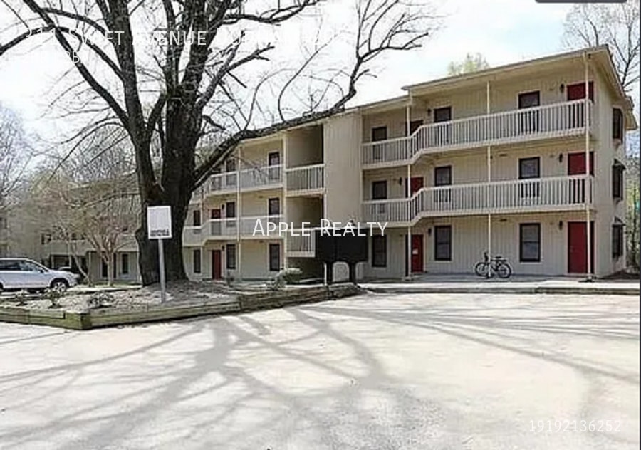 Primary Photo - 311 Swift Ave