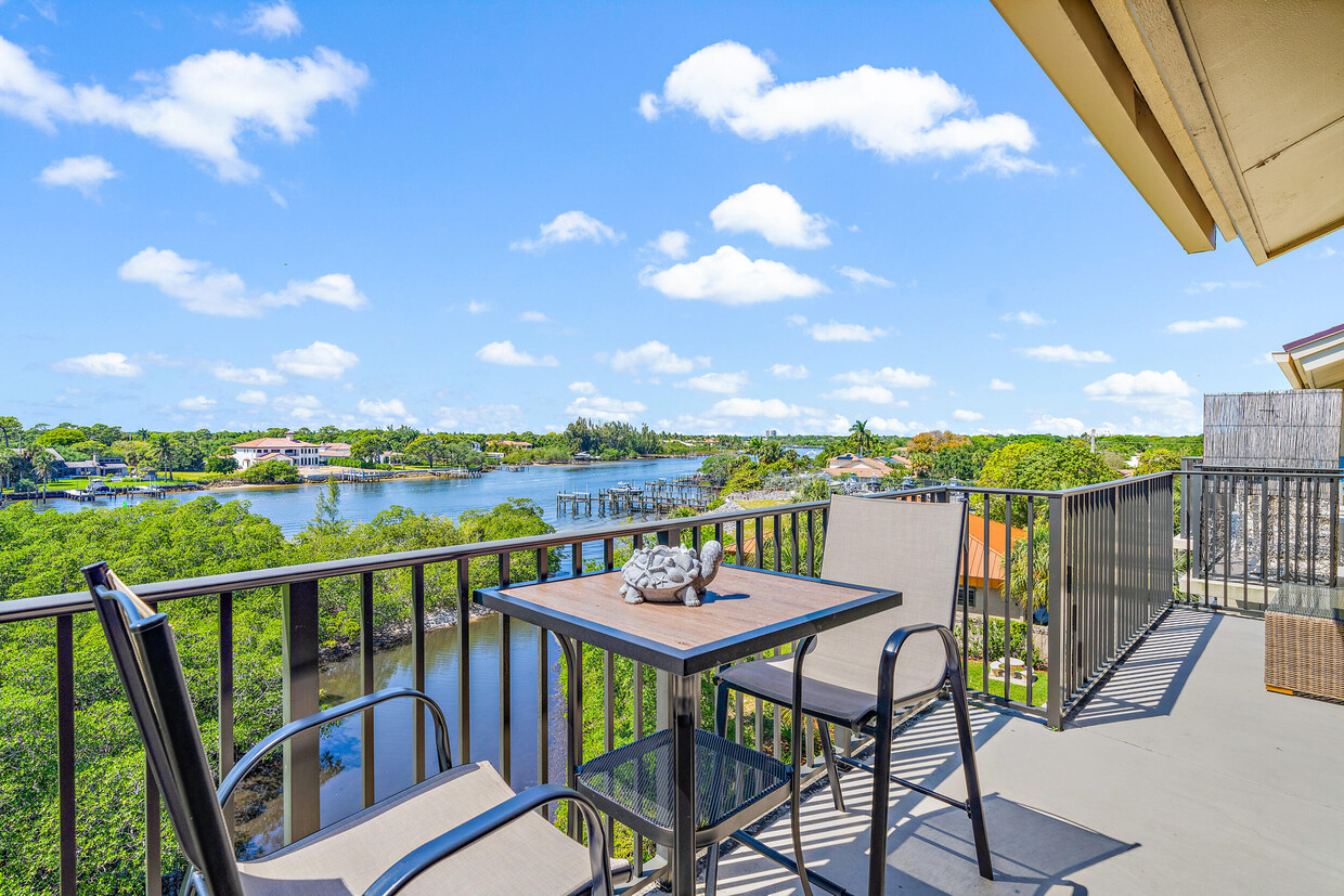 Primary Photo - 1701 Marina Isle Way