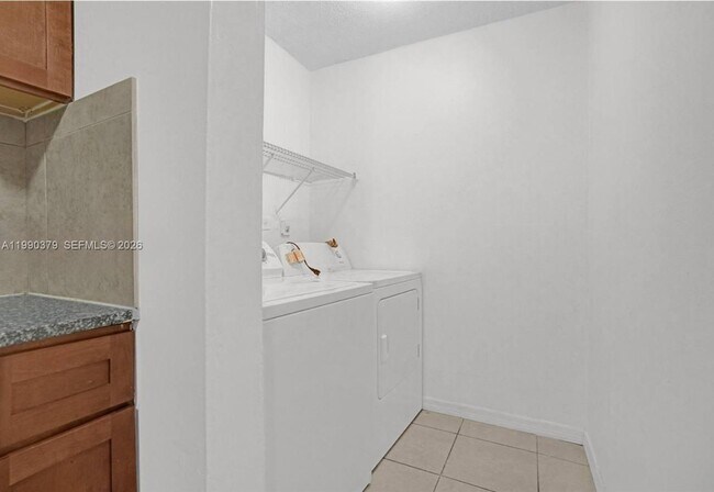 Foto del edificio - 3876 NW 207 St Rd