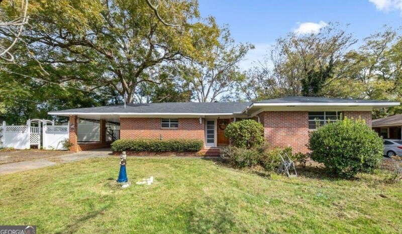 Primary Photo - 2363 Robinhood Rd
