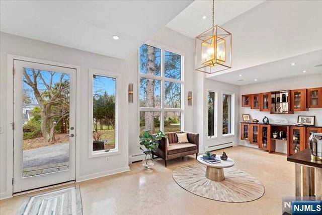 Foto del edificio - 954 Pines Terrace