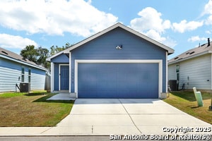 Building Photo - 13730 Haystack Rdg