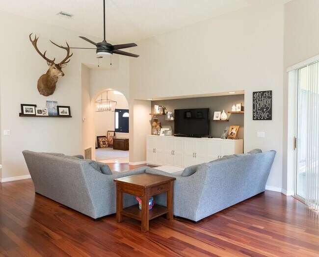 Living Room - 1593 Warrington St