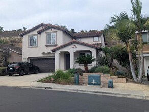 Building Photo - 145 Canyon Creek Way