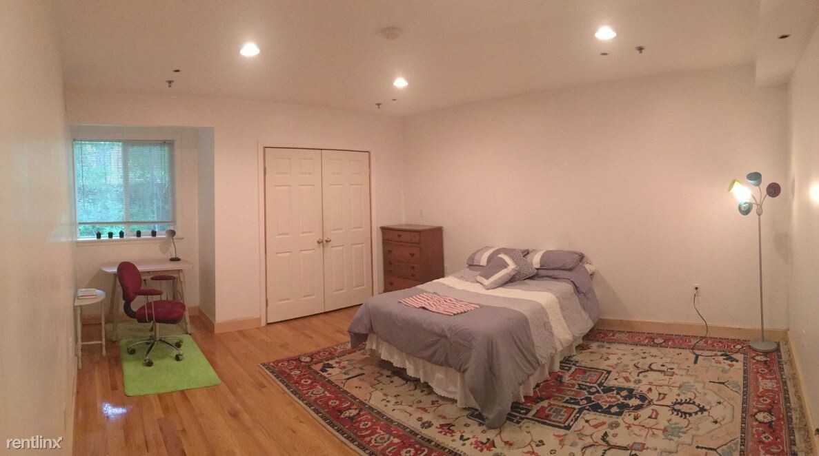 Foto principal - 231 Heath St