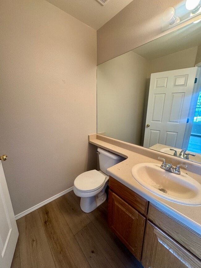Building Photo - Updated Home in Peregrine