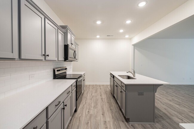 Foto del edificio - 3 Bed, 2.5 Bath Home with Bonus Loft & Private Owner Suite - Available Late September Move In