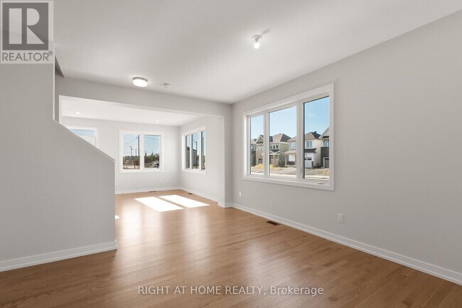 Building Photo - 940 Seagrave Ln